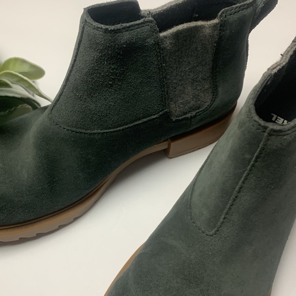 Sorel Emelie 1 1 Chelsea Waterproof Boots - Picture 4 of 9